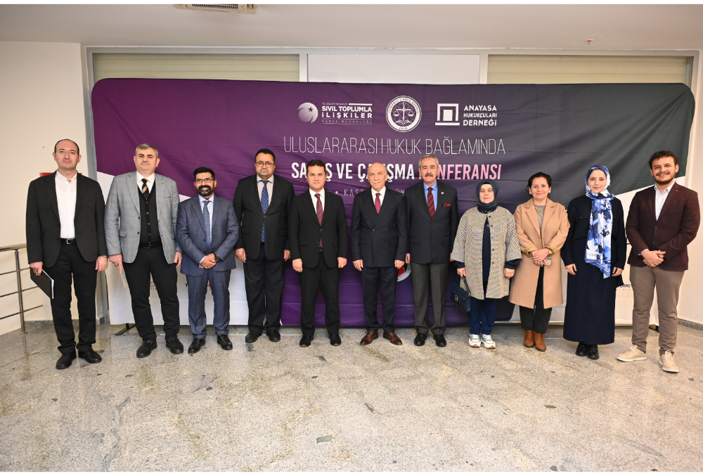 Fakültemiz Öğretim Elemanları “Uluslararası Hukuk Bağlamında Savaş ve Çatışma” Konferansında Konuşma Gerçekleştirdi