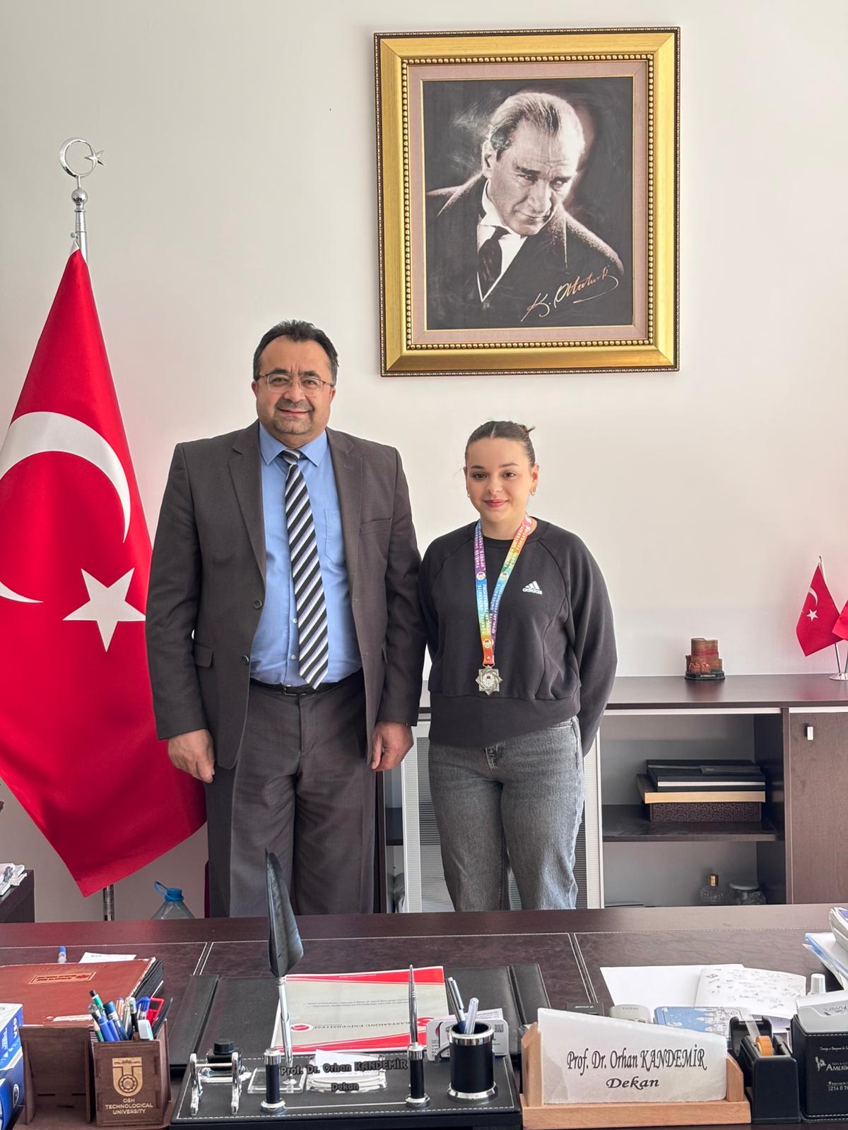 Öğrencimizin Madalya Sevinci