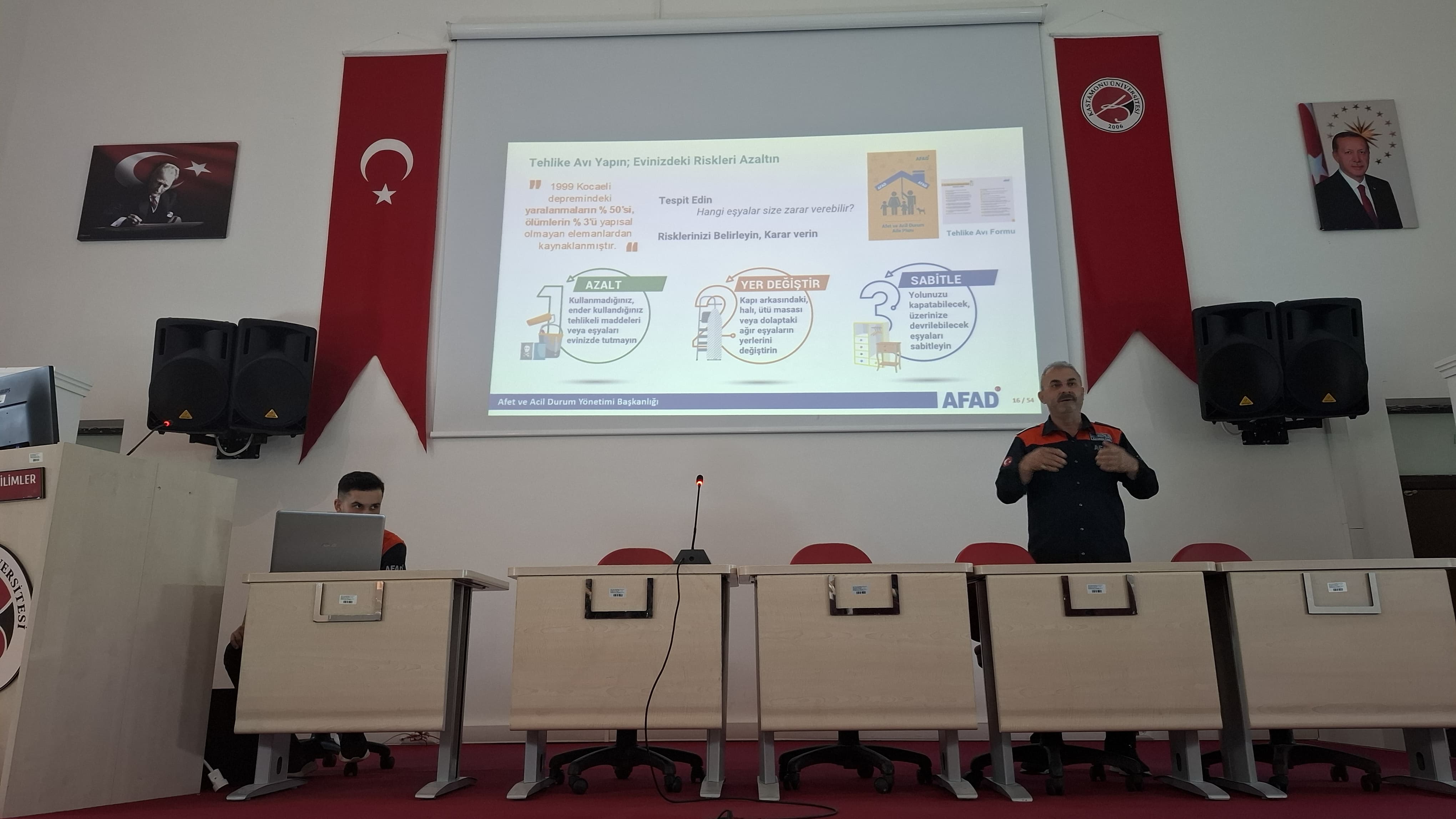 Fakültemizde Afet Farkındalığı Eğitimi Düzenlendi