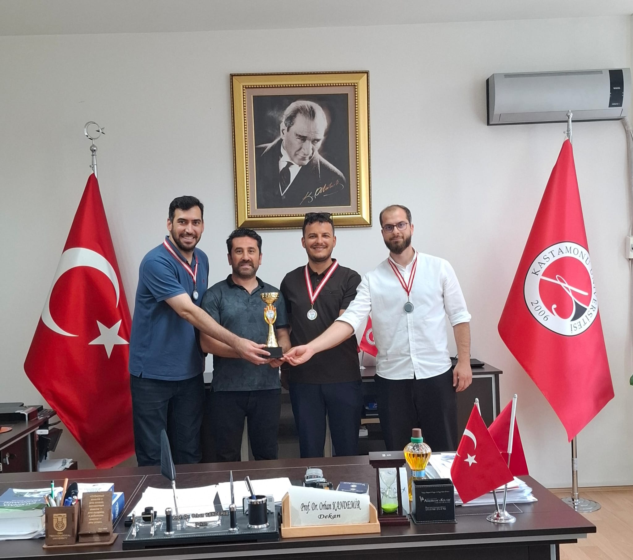 Fakülte Takımımız Kupasını Aldı