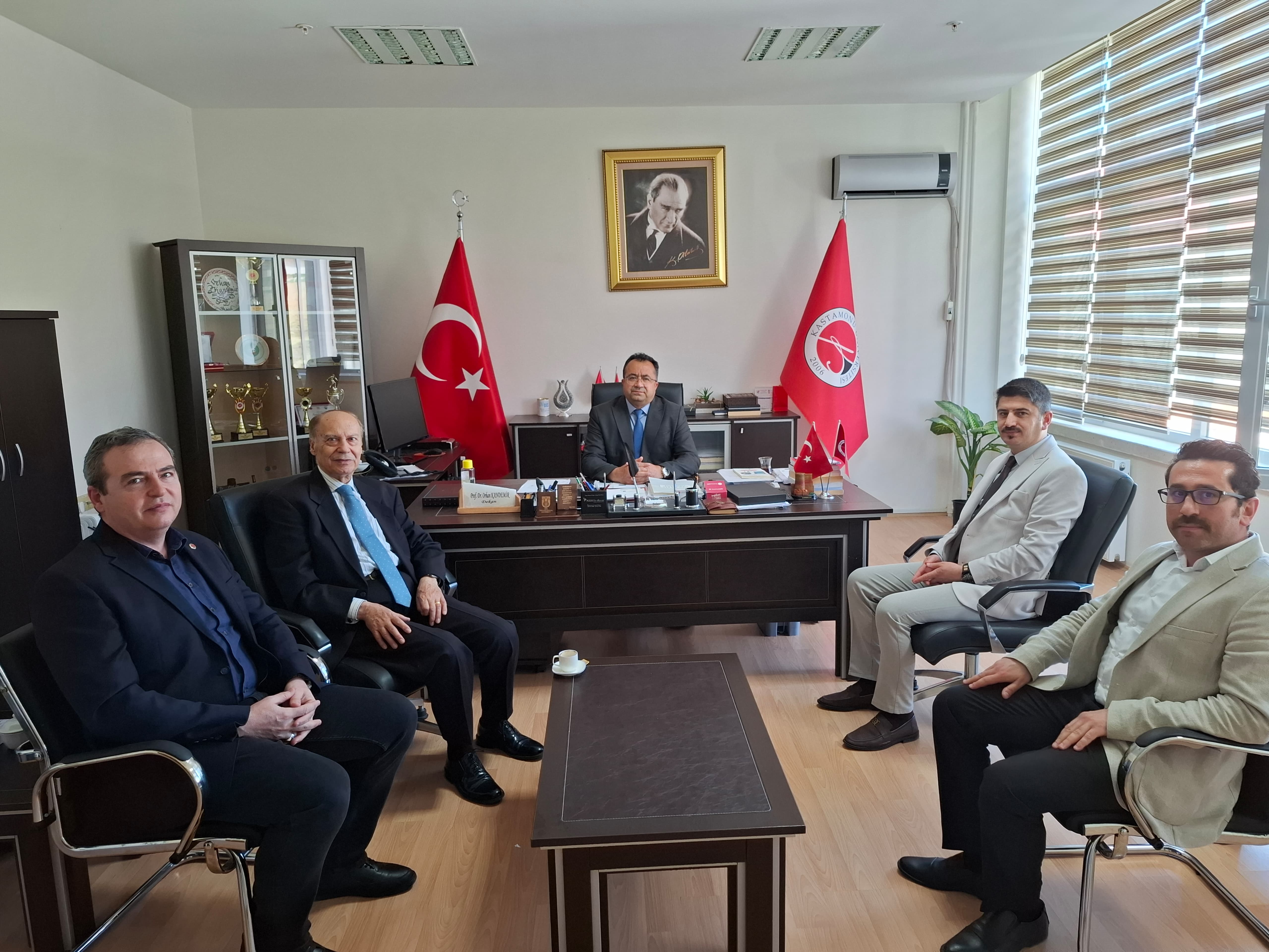 Emekli Büyükelçimiz Numan Hazar'dan Fakültemize Ziyaret