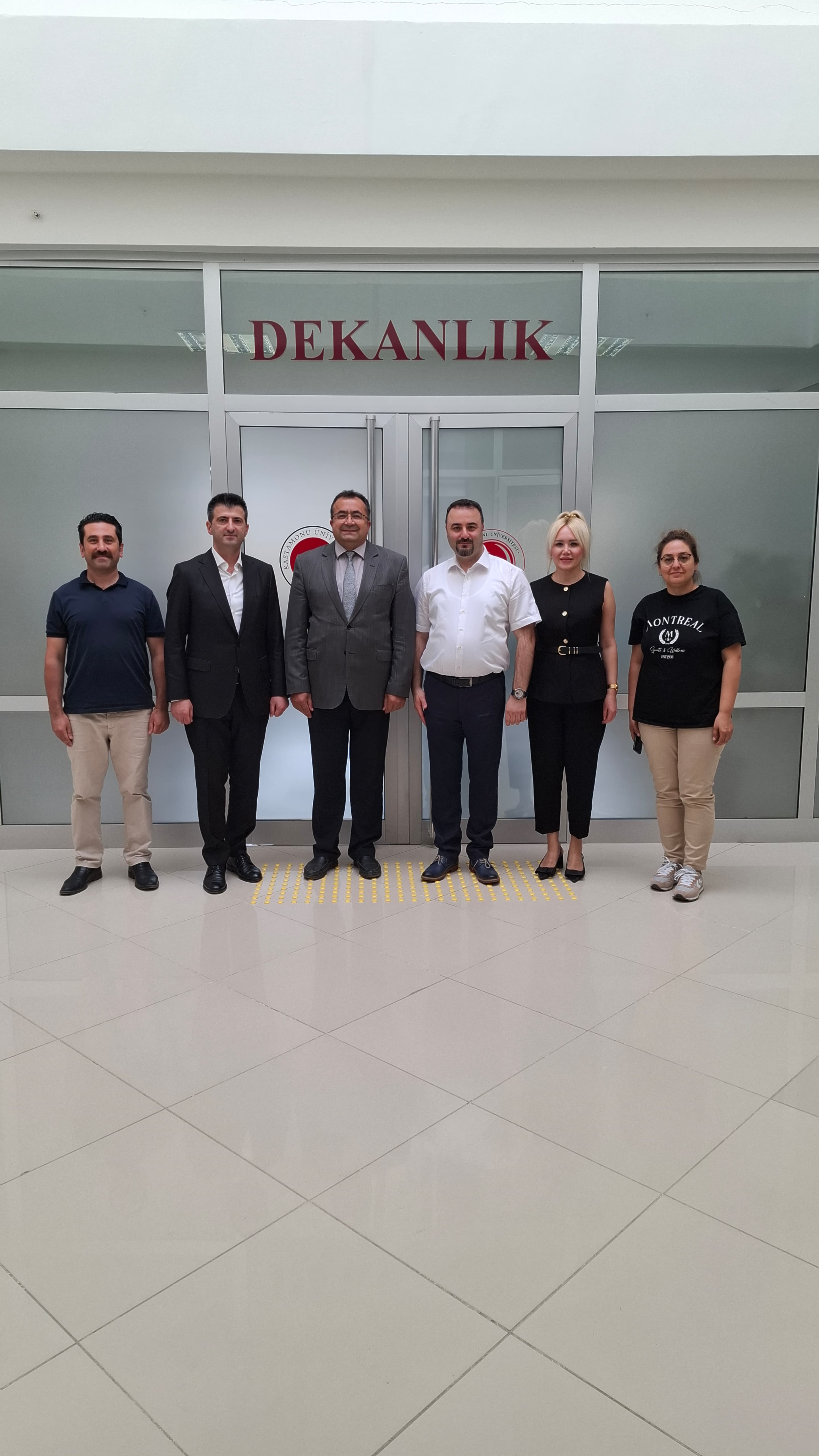İzmir Milletvekili Mehmet Ali Çelebi Dekanlığımızı Ziyaret Etti