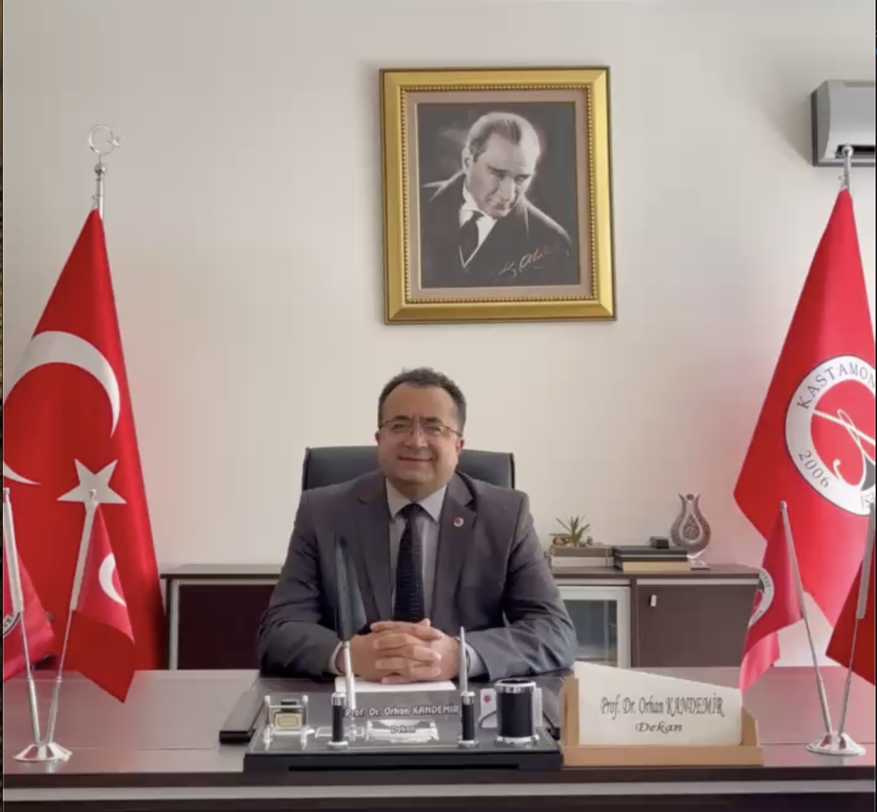 Dekanımız Prof. Dr. Orhan Kandemir'in Aday Öğrencilerimize Mesajı